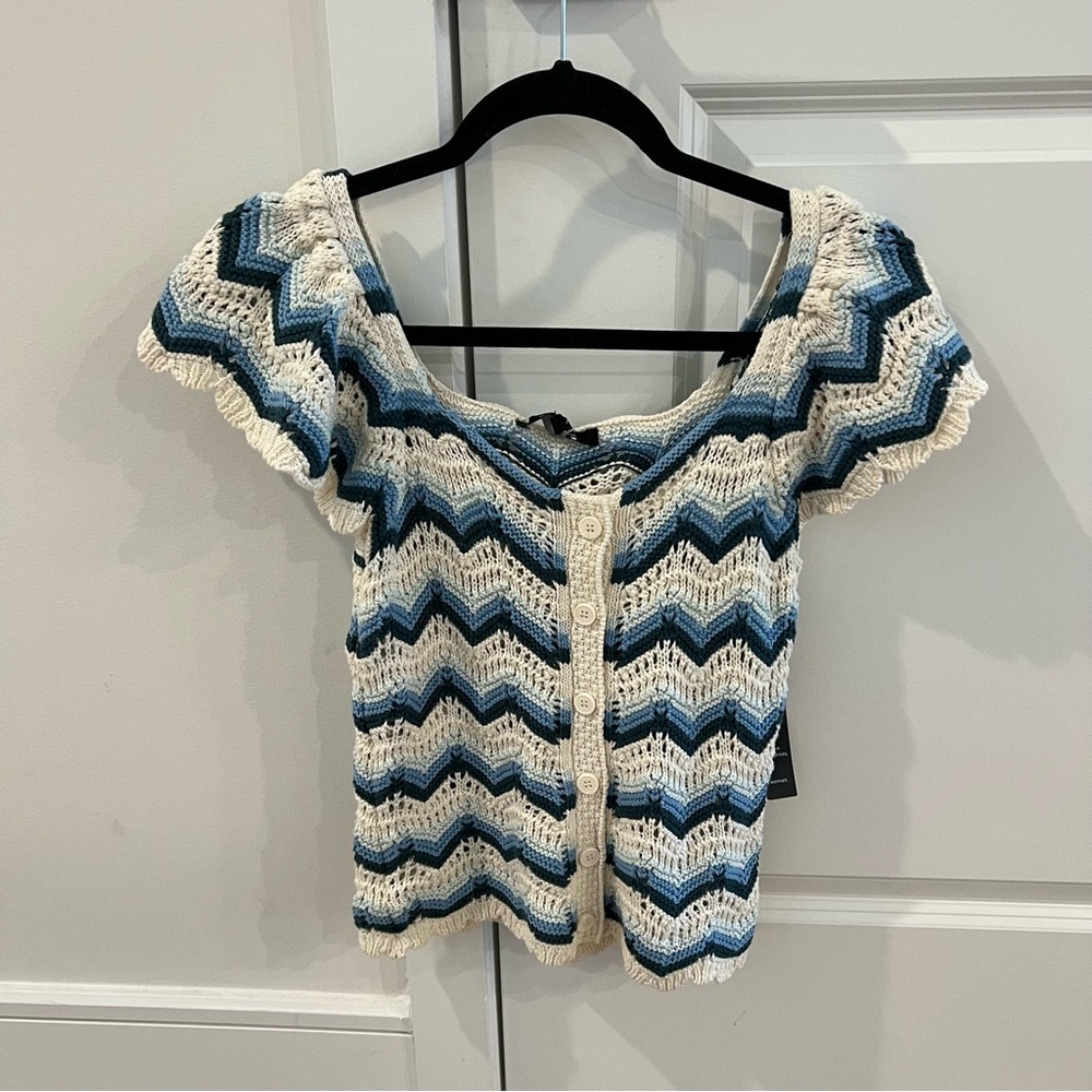 NWT Zig Zag / Chevron Sweater